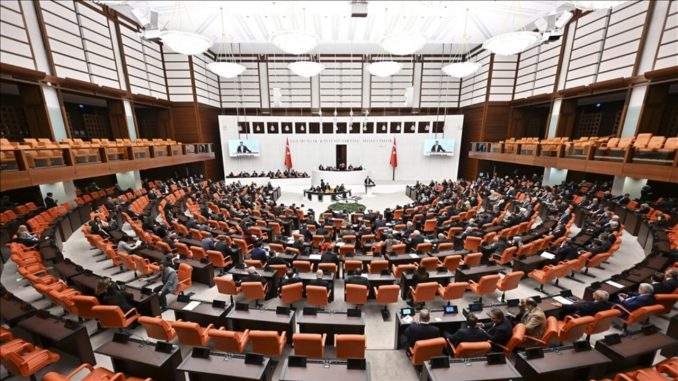 yeni-yasa-mecliste-kabul-edildi-q7mnUZC4.webp